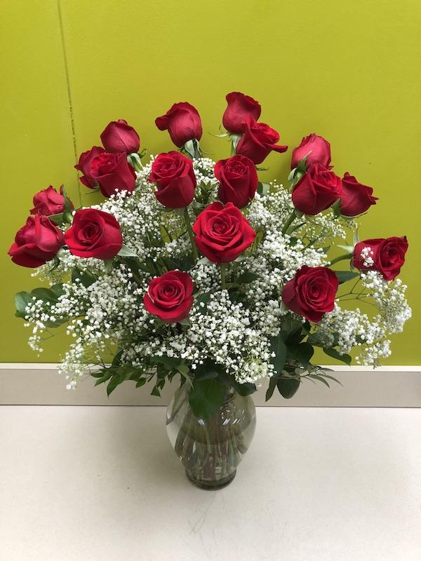 18 Roses - Bergen & Rockland County Florist